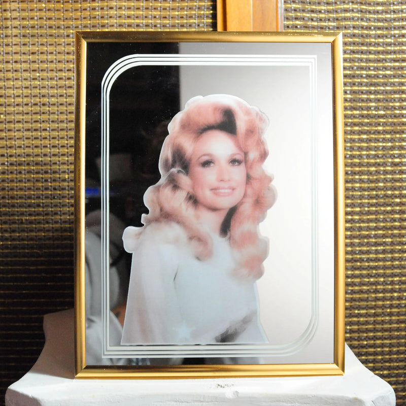 Dolly Mirror